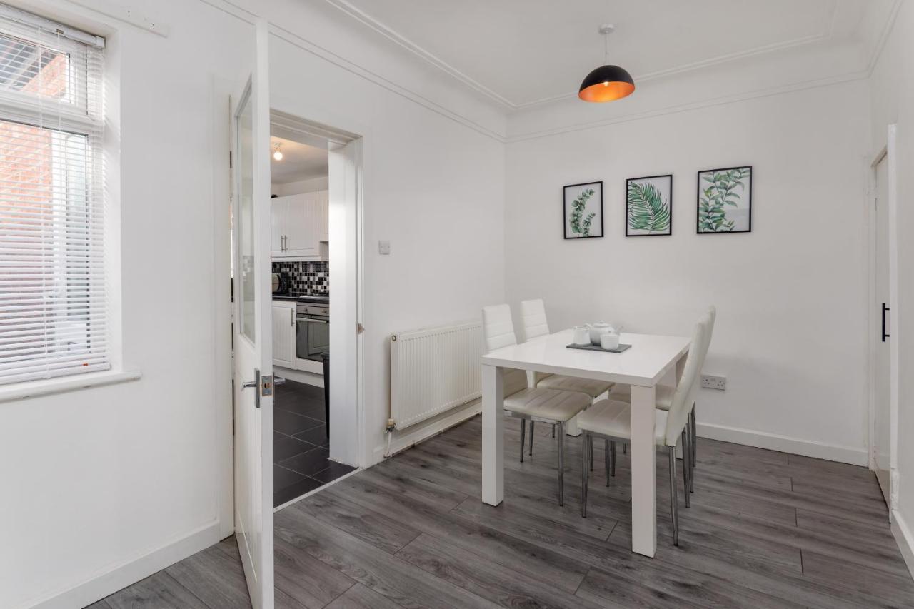 The Empress 2 Bed Terraced House Apartment Ливърпул Екстериор снимка