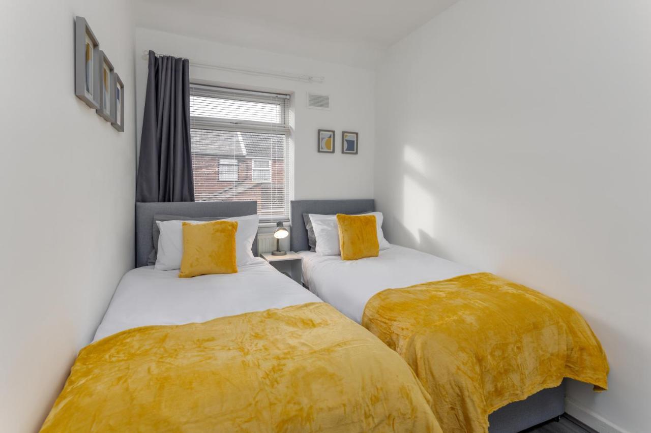 The Empress 2 Bed Terraced House Apartment Ливърпул Екстериор снимка