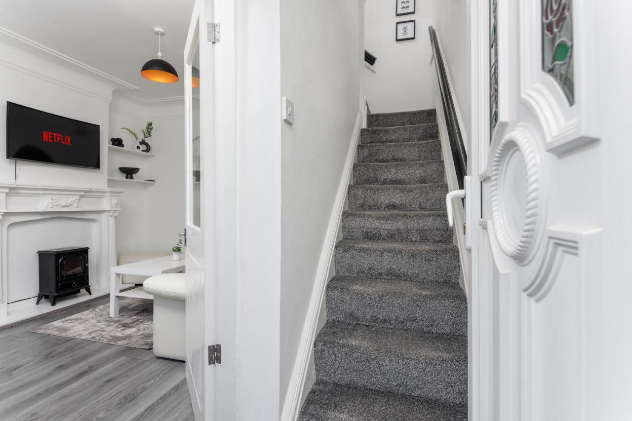 The Empress 2 Bed Terraced House Apartment Ливърпул Екстериор снимка
